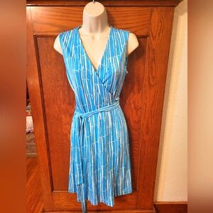 Diane Von Furstenberg 100% Silk Bamboo Print Wrap Dress Size 8